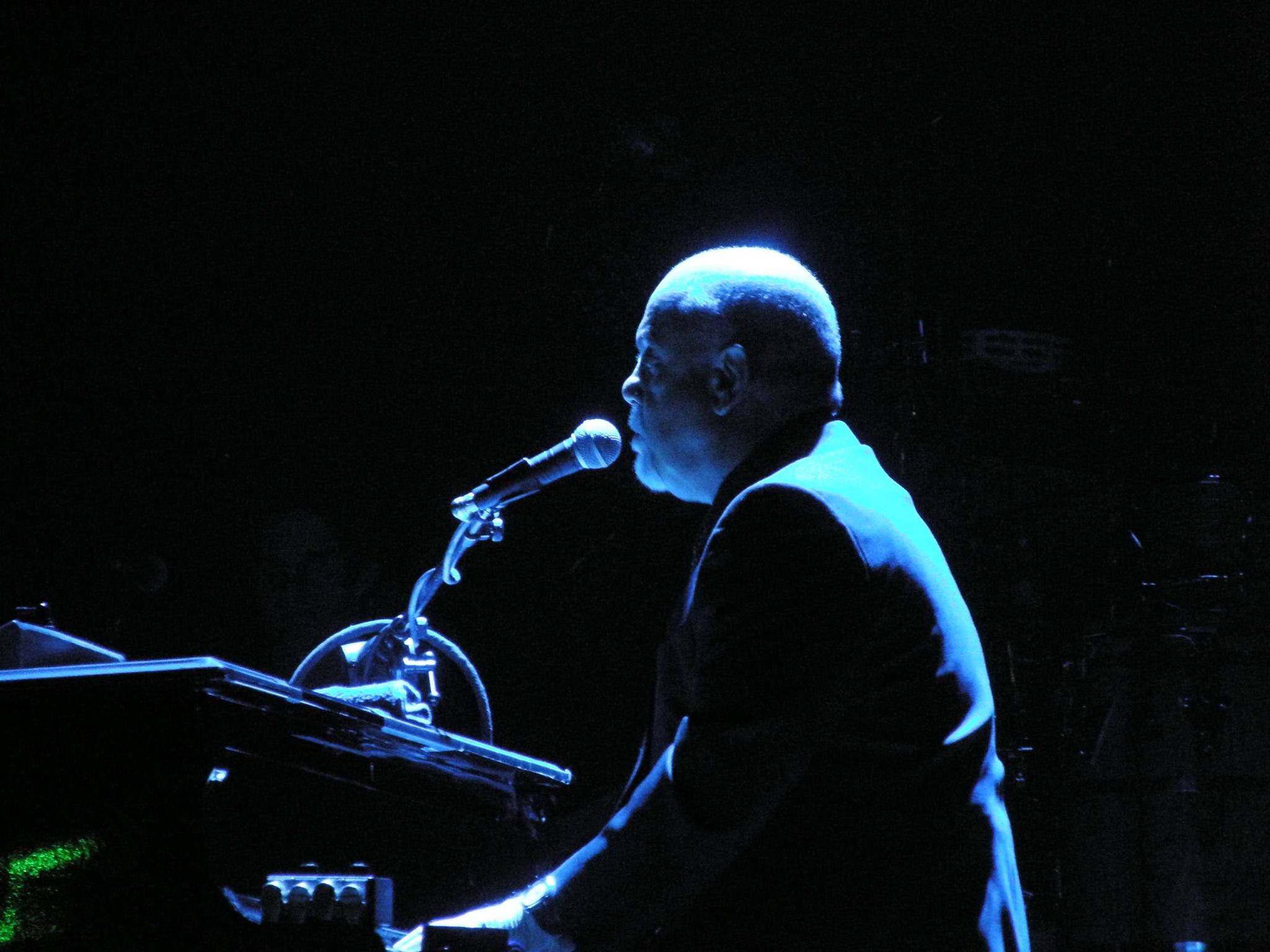 BillyJoel2014-04-06TheCenterAtLouisvilleKY (3).jpg